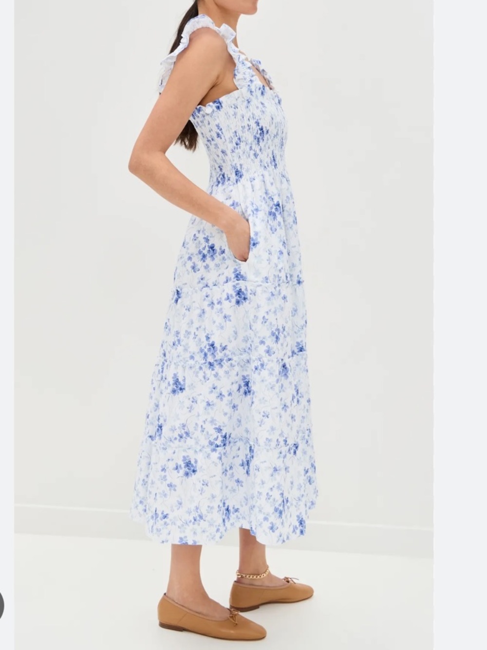 Hill House Home The Ellie Nap Dress in sweet peas blue. - Picture 2 of 6
